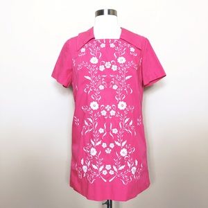 🎉HP VINTAGE 70s Pink Embroidered Floral Tunic Top